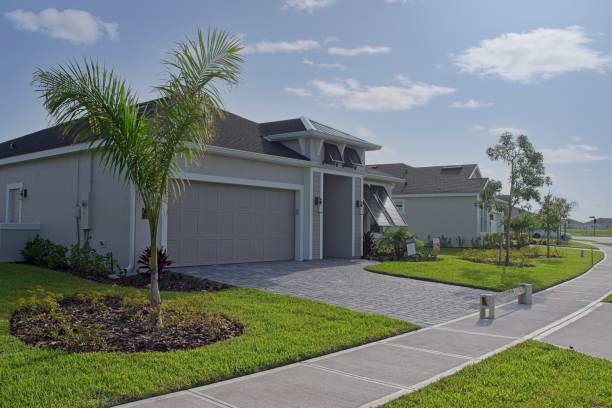 Best Commercial Driveway Pavers  in Mcdade, TX
